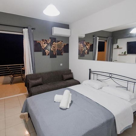 Pavlos Standard Studio With Sea View Rethymno  Exterior photo